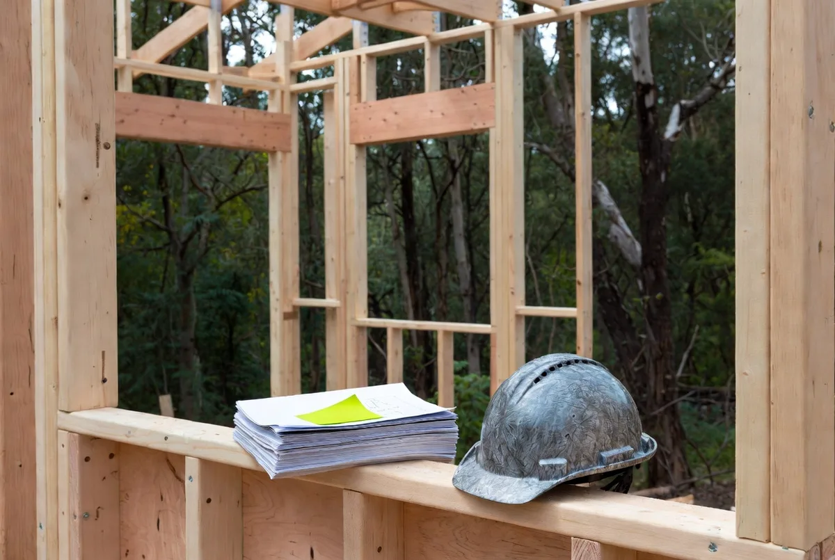 Design and Build vs Traditional Tender: Which Path Should You Choose?